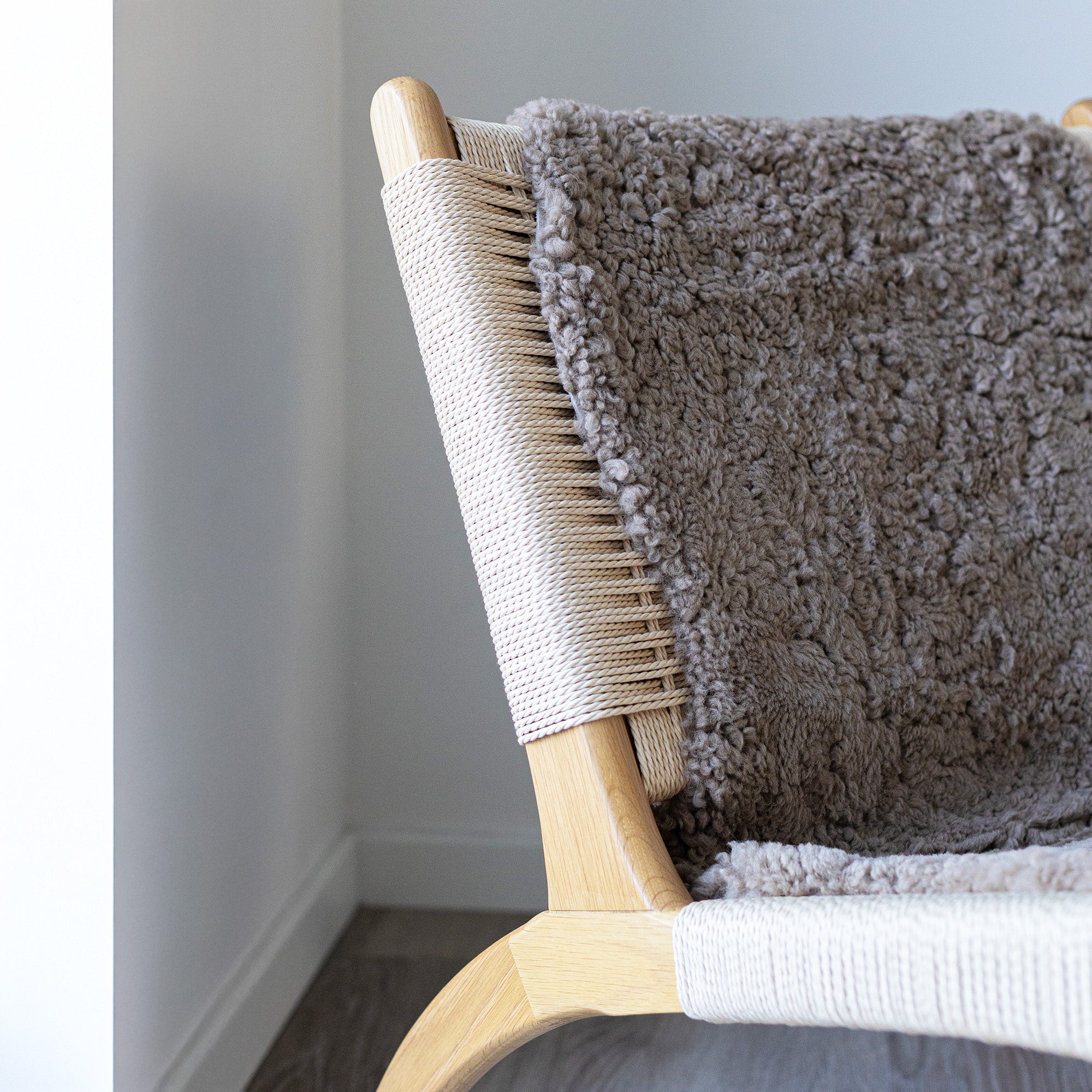Double Sheepskin Rug | New Zealand | Short Wool curly